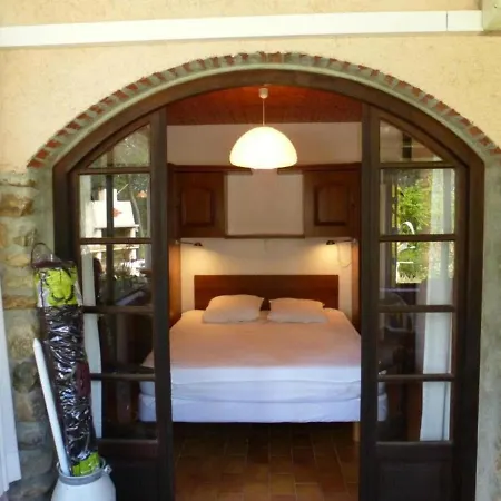 Ferienhaus Maisonette Rustique- Pinede Piscine *